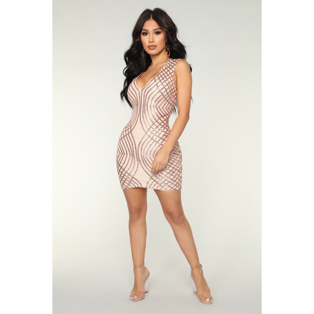 Fashion Nova Adellie Sequin Dress - Rose Gold